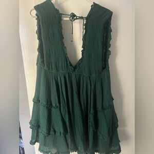 Dark Green Sleeveless Ruffle Dress